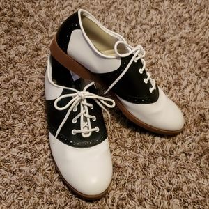 Predictions REMAKE Saddle Shoes